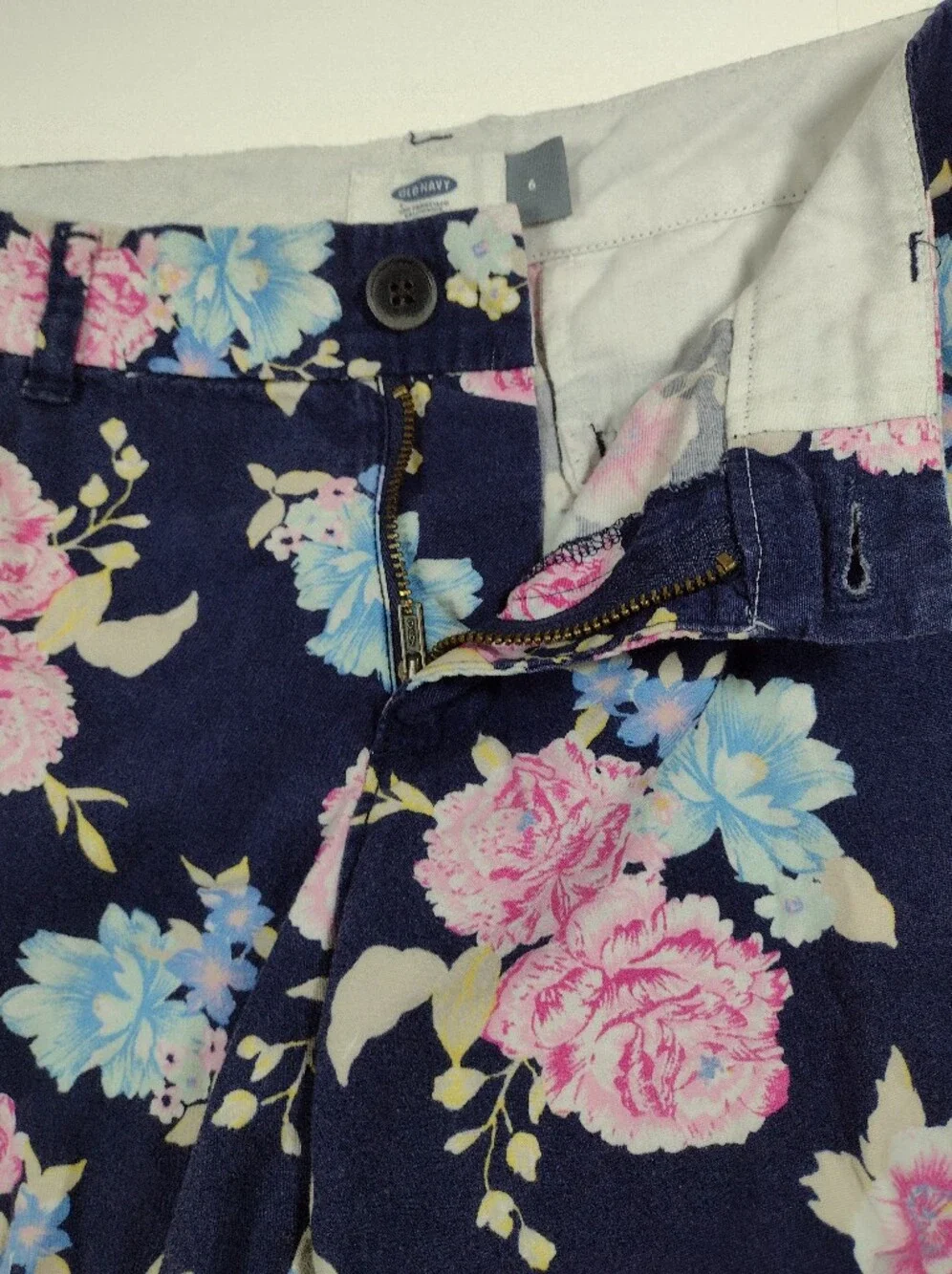 Old Navy Floral Print Navy Women’s Shorts - Pink & Blue Flowers